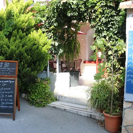 Dou Casteou Ξενοδοχείο Saint-Laurent-du-Var